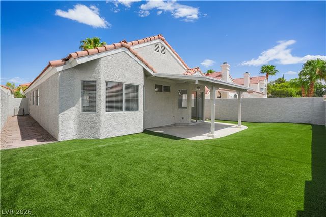 9713 Peacock Hill Circle, Las Vegas, NV 89117