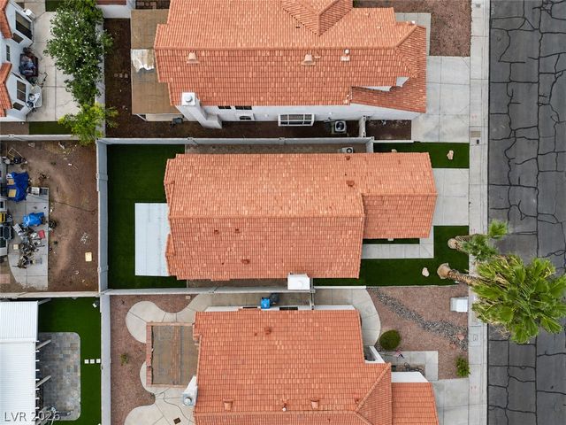 9713 Peacock Hill Circle, Las Vegas, NV 89117