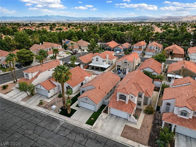 9713 Peacock Hill Circle, Las Vegas, NV 89117