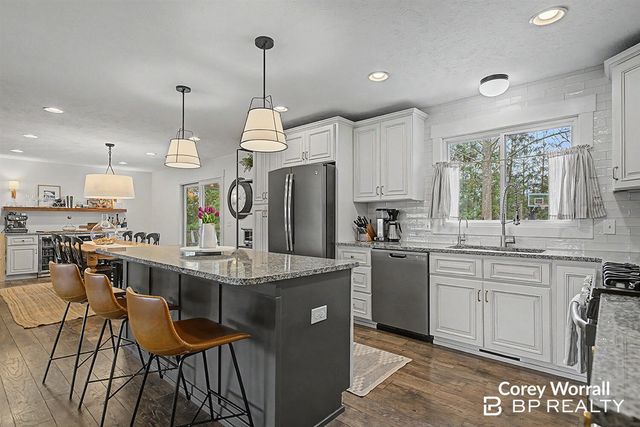 3662 Blackfoot Court, Grandville, MI 49418