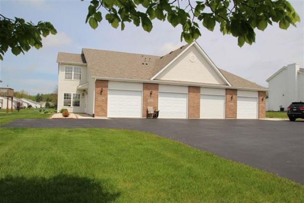 6314 Lanterne Drive 2, Loves Park, IL 61111