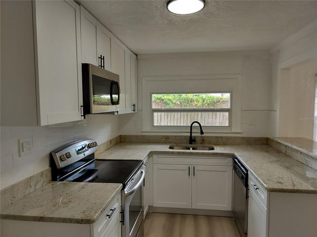 2135 ELIZABETH STREET, Lakeland, FL 33815