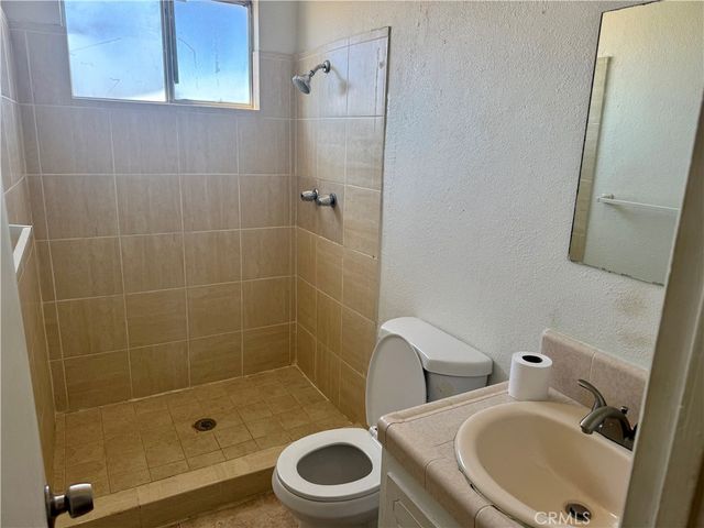 18393 Mojave, Hesperia, CA 92345