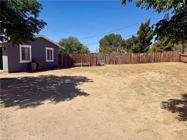18393 Mojave, Hesperia, CA 92345