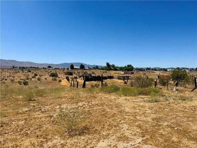 18393 Mojave, Hesperia, CA 92345