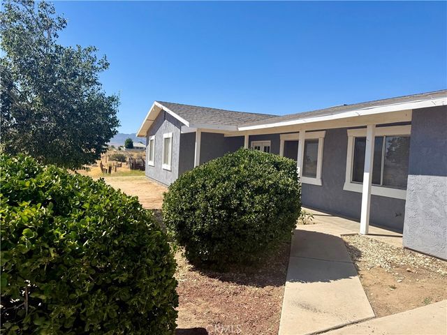 18393 Mojave, Hesperia, CA 92345