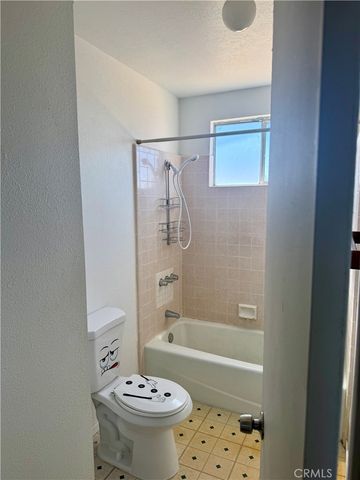 18393 Mojave, Hesperia, CA 92345