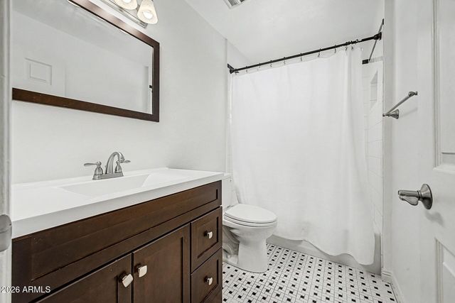 1613 E WEATHERVANE Lane, Tempe, AZ 85283