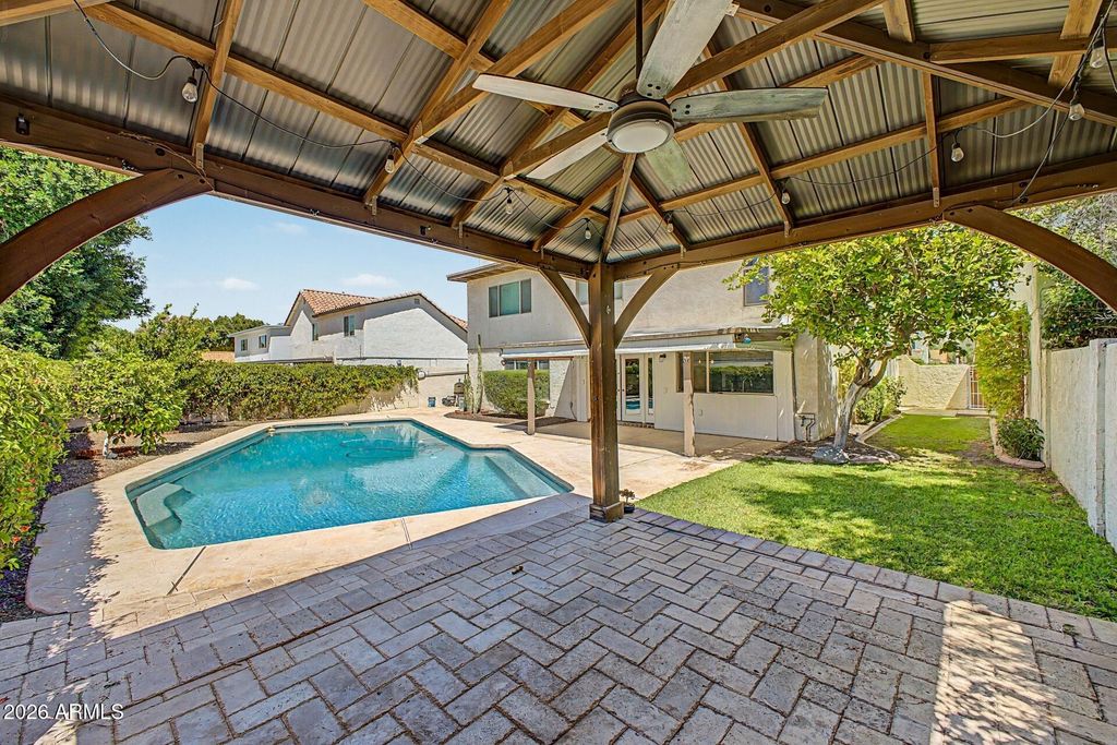 Image 30 of property listing at 1613 E WEATHERVANE Lane, Tempe, AZ 85283