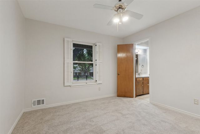 9433 Meadowknoll Drive, Dallas, TX 75243