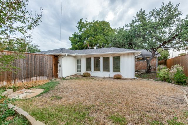 9433 Meadowknoll Drive, Dallas, TX 75243