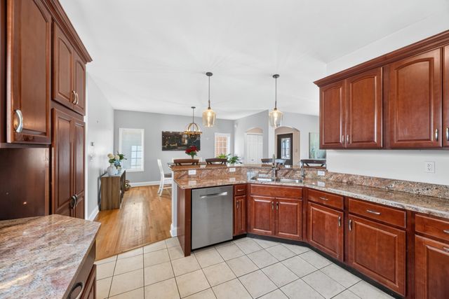 1600 Center Street, Whiting, IN 46394