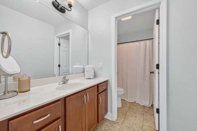 1600 Center Street, Whiting, IN 46394