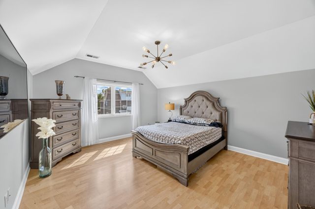 1600 Center Street, Whiting, IN 46394