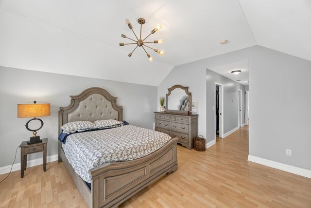 1600 Center Street, Whiting, IN 46394