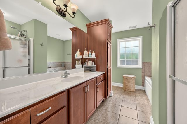 1600 Center Street, Whiting, IN 46394
