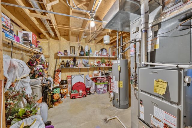 1600 Center Street, Whiting, IN 46394