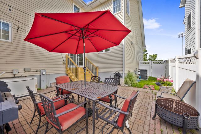 1600 Center Street, Whiting, IN 46394