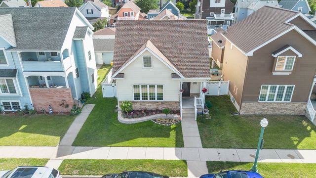 1600 Center Street, Whiting, IN 46394