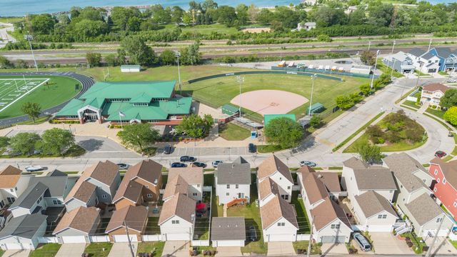 1600 Center Street, Whiting, IN 46394