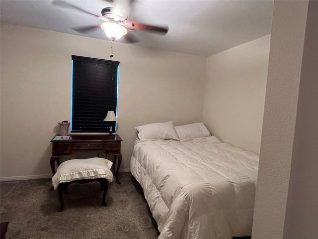 363 W Santa Fe Street, Conroe, TX 77301