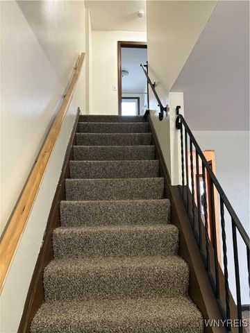 427 Kaymar Drive, Amherst, NY 14228