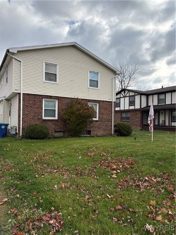 427 Kaymar Drive, Amherst, NY 14228