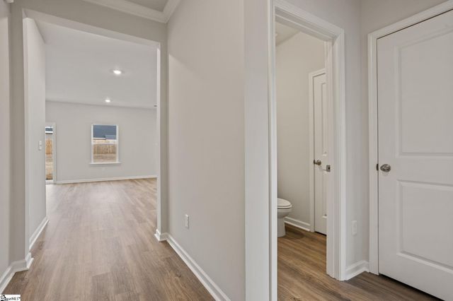 9 Torwood Street, Fountain Inn, SC 29644