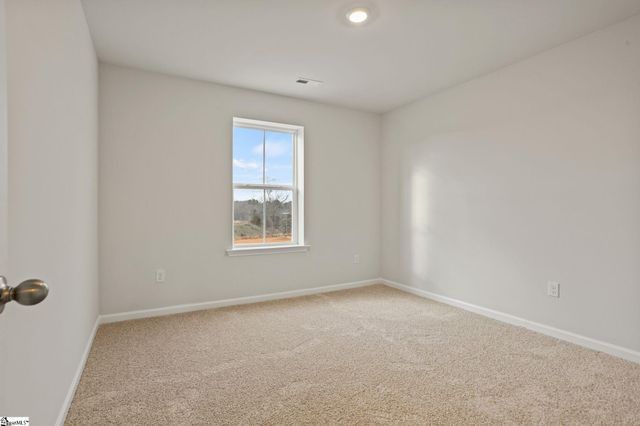 9 Torwood Street, Fountain Inn, SC 29644