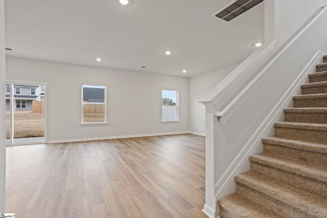 9 Torwood Street, Fountain Inn, SC 29644