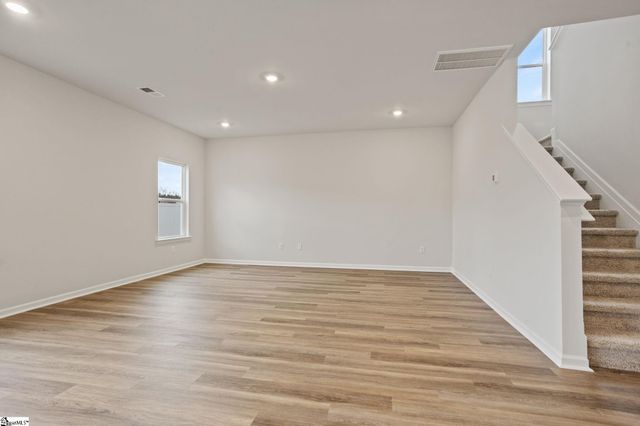 9 Torwood Street, Fountain Inn, SC 29644