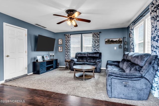 203 Arkansas Avenue, Toms River, NJ 08753