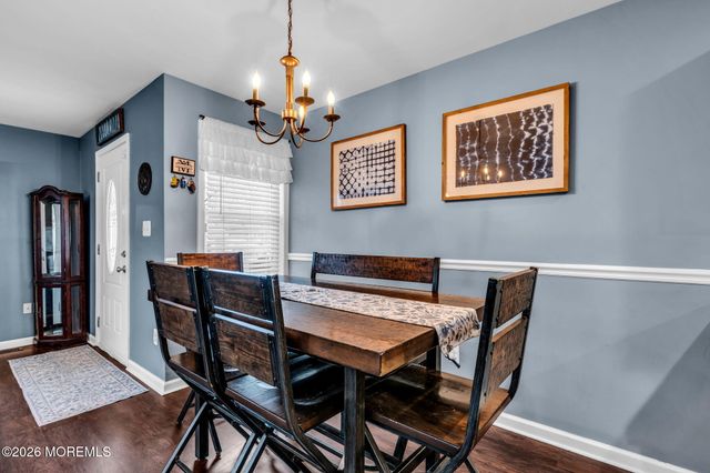 203 Arkansas Avenue, Toms River, NJ 08753