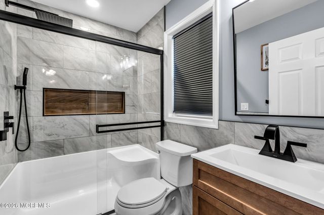 203 Arkansas Avenue, Toms River, NJ 08753