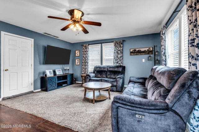 203 Arkansas Avenue, Toms River, NJ 08753