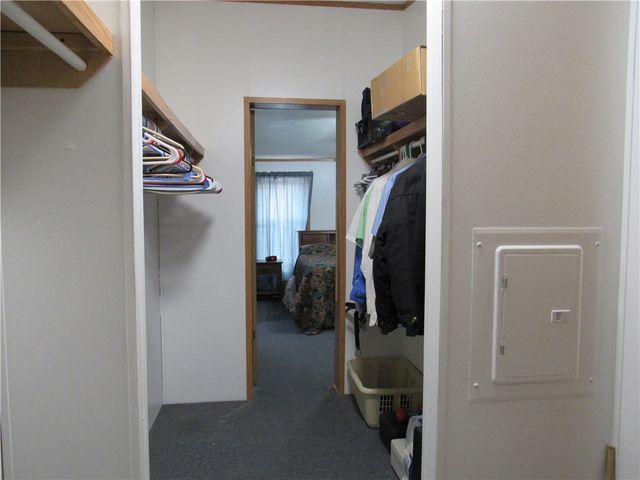 719 Joy Ln, Center Twp, PA 16001