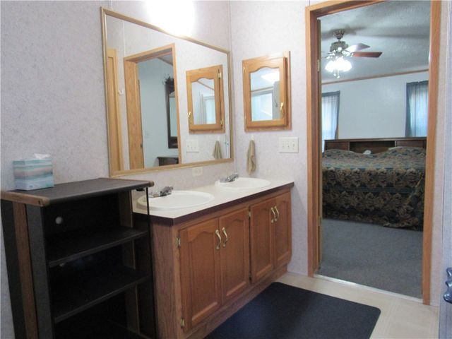 719 Joy Ln, Center Twp, PA 16001