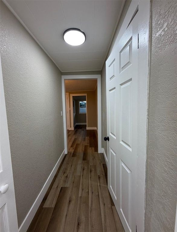 Image 10 of property listing at 1221 E DR MARTIN LUTHER KING JR BOULEVARD, Tampa, FL 33603