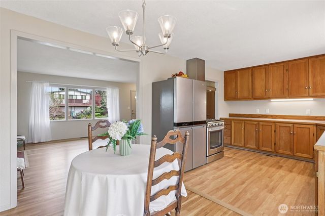 9301 Silver Star Avenue, Vancouver, WA 98664