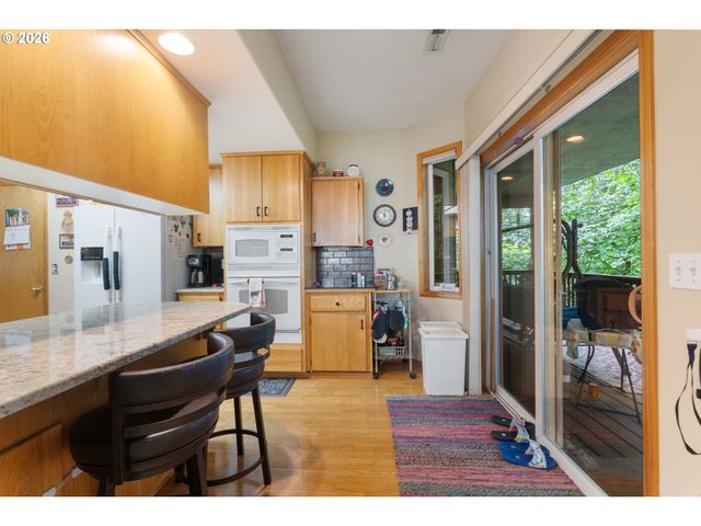 3148 Ne ROCKY BUTTE Ln, Portland, OR 97220