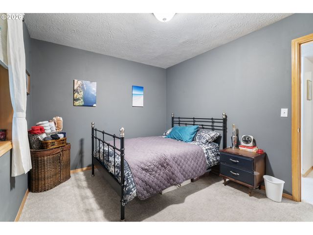 3148 Ne ROCKY BUTTE Ln, Portland, OR 97220