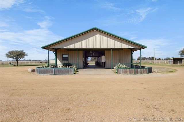 State Hwy 32, Marietta, OK 73448