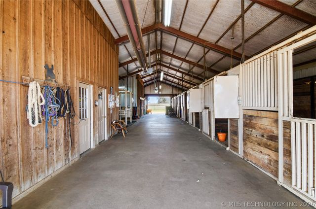 State Hwy 32, Marietta, OK 73448