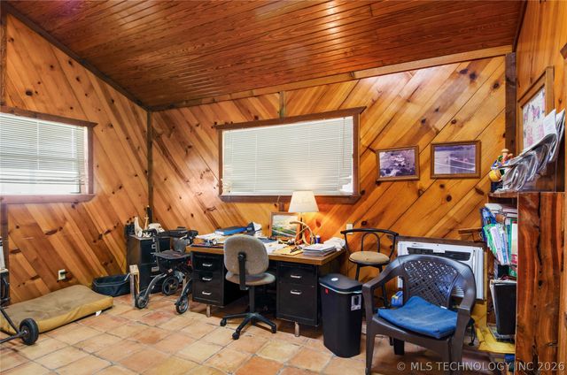 State Hwy 32, Marietta, OK 73448