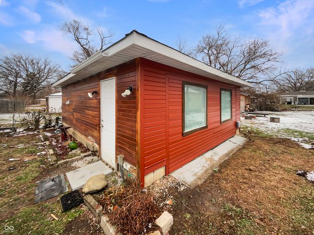 4055 N Grand Avenue, Indianapolis, IN 46226