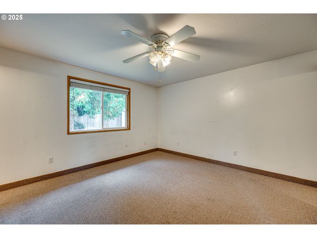 2185 DAHLIA St, Woodland, WA 98674