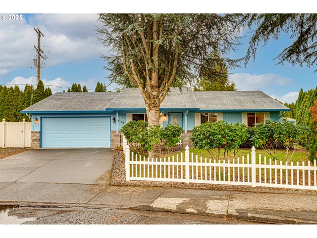 2185 DAHLIA St, Woodland, WA 98674
