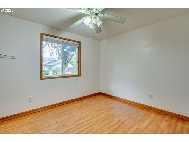 2185 DAHLIA St, Woodland, WA 98674
