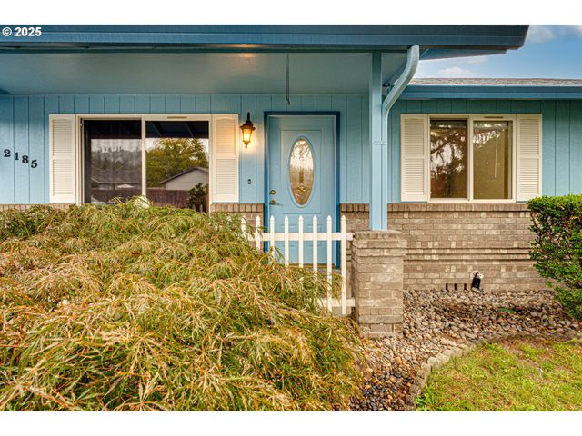 2185 DAHLIA St, Woodland, WA 98674