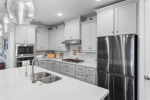411 Wild Petunia Court, Montgomery, TX 77316